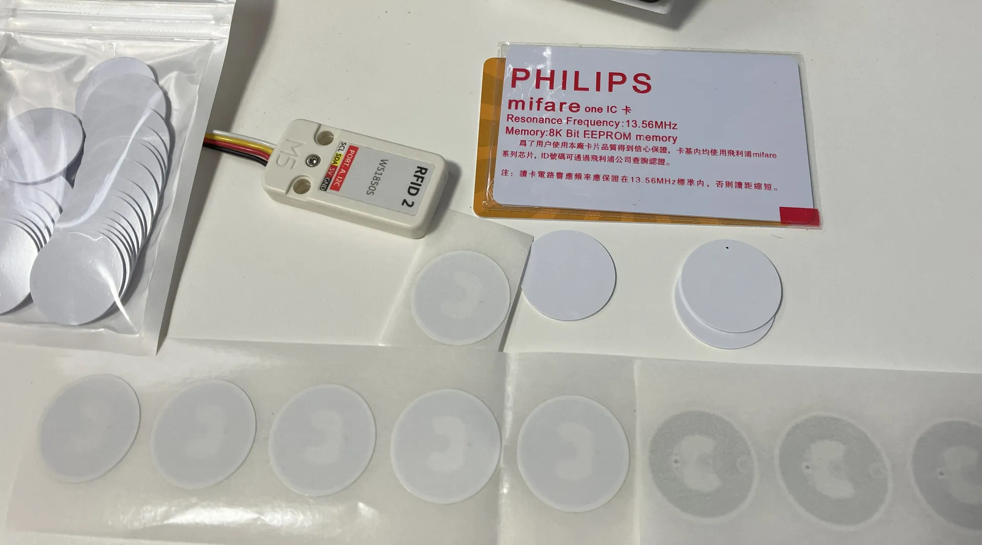 新品のNFCタグに書き込まれている謎データが何なのか調べてみた、からのNDEFメッセージとは何ぞや – アキバではたらくプログラマのBlog